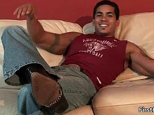 i watch this hot gay dude get naked and masturbate