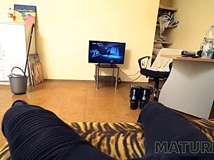 man tempts mature cleaning lady for sex