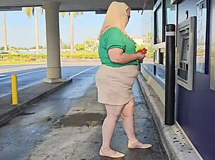 Stranger In Parking Lot Eats My Pussy After His Lie!