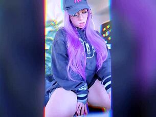 Big booty girl asked to fill her pussy with cum