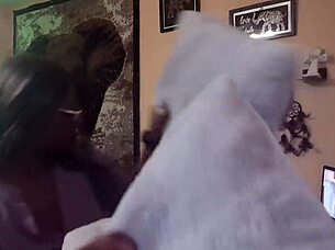 naej ae rubs her wet pussy watching lesbian porn 😍