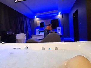 Chubby Motel Maid Trades Blowjob For 20 Bucks In Jacuzzi