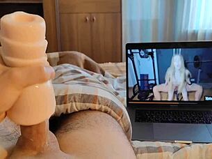 i cummed so many times with my new toy and lots of lube