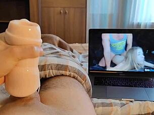 i cummed so many times with my new toy and lots of lube