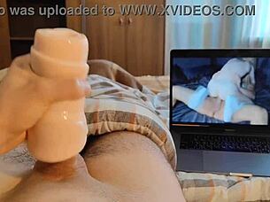 i cummed so many times with my new toy and lots of lube