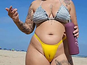 he asked for a blowjob on the beach 😏