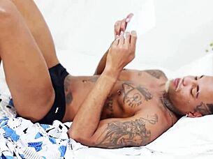 Casa Comigo In Interracial Gay Context