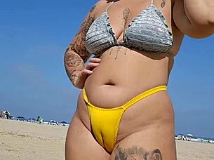 he asked for a blowjob on the beach 😏