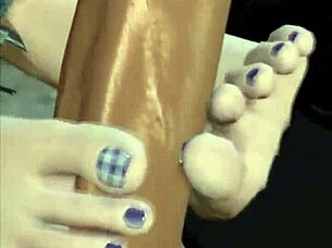 Tricky POV Cartoon Features Anime Hentai Dancing Striptease with Clothes Ripped