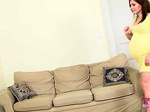 a lovely pregnant brunette lady got her pussy licked and drilled by a man