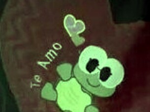 no por el culo no me van a pillar ese hoyo es solo para el jefe de mi marido y su mejor amigo 😏