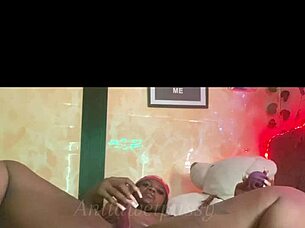 anitawetpussy screamed so loudly even due she turned on the water tap