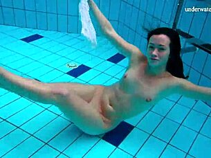 Horny Teen Reveals Sexy Body