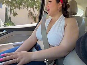 nos van a ver uber reacciona cuando le enseño mi culo