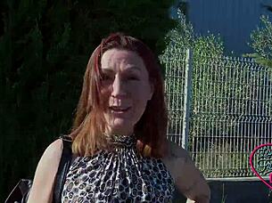 wendy the sexy hairstylist loves being watched