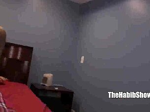 Petite Sexy Redbone Amateur Gets Banged in Chiraq Reality Group Scene