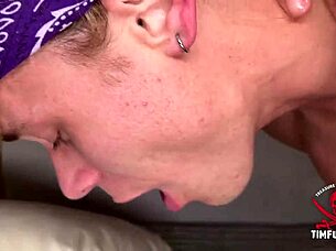 He Begs for His Load in Hardcore Action