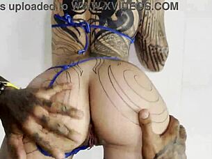 Tattooed sexy princess joins training session with DamiLvvs?