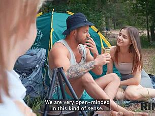 สลับเมีย? เลียก้นและแม่งก้นในป่า