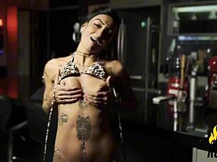 i love that hot strip, caroleta roots, with assfucking and ripped clothes