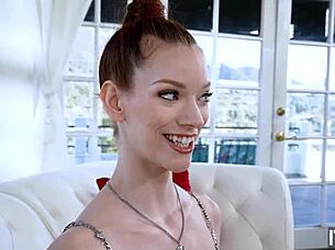 Erin needs her ass fucked now 😏