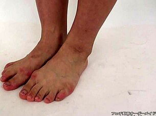 check out these asian girls' feet for sole fetish