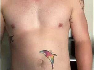 twink jerks off in sunlight, feeling so free