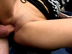 Cogiendo A Mi Esposa Con Vestido Rojo Y Voyeur Quiere Verga Tambi�n