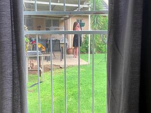 i caught my neighbors fucking in the backyard 💦