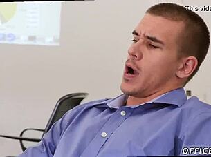 Sex climax in gay porn on pantsless Friday! 🔥