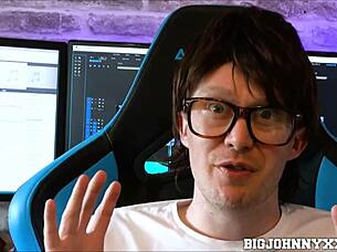 geeky nerd gets his big cock sucked by valentina bianco before hardcore fucking 😍