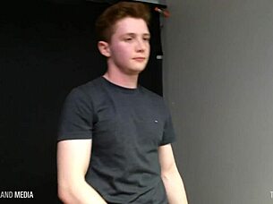 A twinky ginger stud jerks off on webcam, getting paid for his cumshot in solo masturbation.