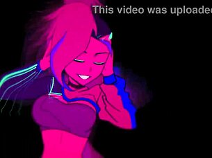 Moikaloop Performs Sexy Dance Moves