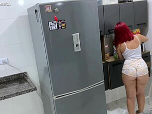 She pretends to be an employee with huge ass for voyeur fetish program