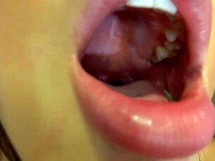 Young asian orgasm hard with fruit cum