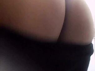 Check out this hard booty shaking in the bathroom!