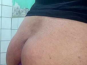 Dime te gusta mi culo no me mientas