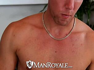 Manroyale - Santiago Figueroa & Alex Woods FUCK Hard
