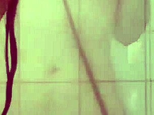 I take a hot bath alone as an amateur.