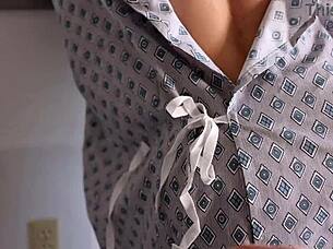 In the hospital, the cute babe accidentally loses her clothes in an ENF fetish scenario