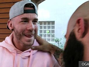 Can you handle Atlas Grant's monster cock?