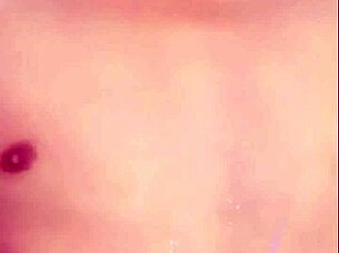 Watch cute gay vietnamese guy give live blowjob and handjob on blued 😍