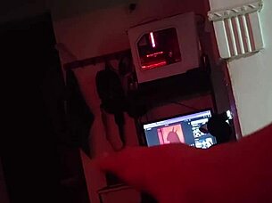 Juicy booty masked ebony gets fucked by skinny dude