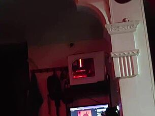 Juicy booty masked ebony gets fucked by skinny dude