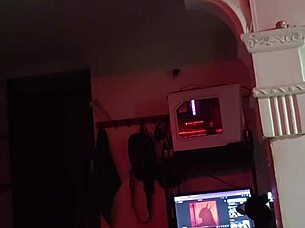 Juicy booty masked ebony gets fucked by skinny dude