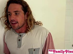 Haley Spades And Freya Parker In Shower Glory Hole Fun