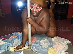 Sexy ssbbw loves sucking that monster cock 😘