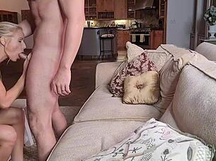 I made hotwife squirt and cum.