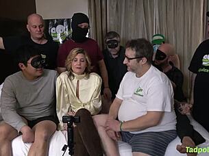 mrs dawson climaxes with 8 guys 😈