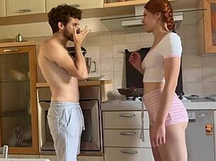 My Girlfriend Prepared Me The Breakfast And Then Got Fucked On The Kitchen Table Dia In Italiano